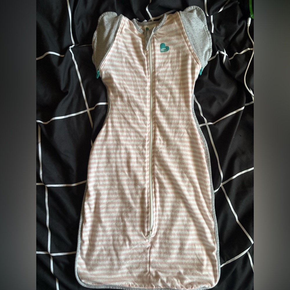 Love to Dream Pink and White Swaddle